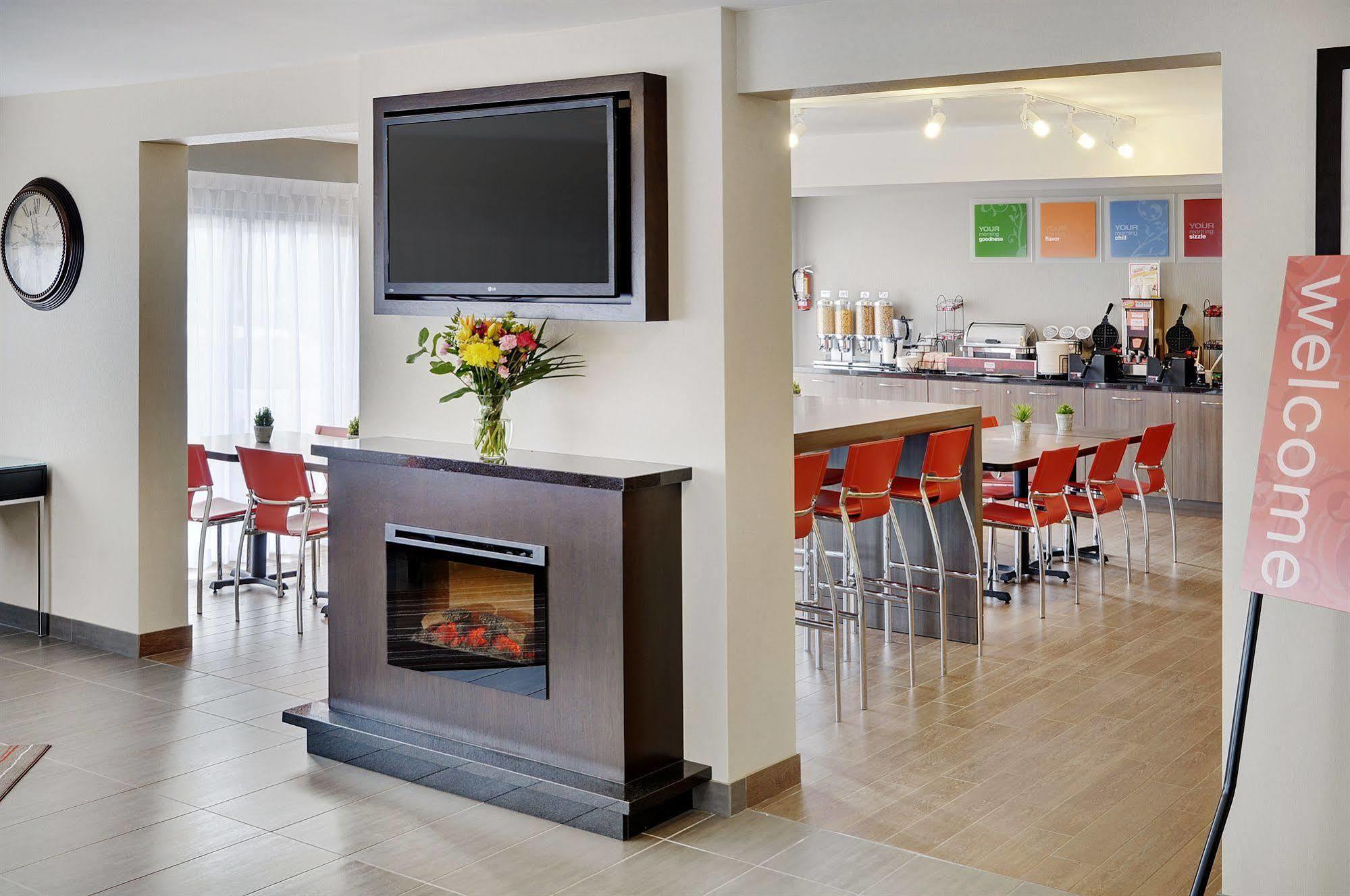 Comfort Inn Swift Current Exteriér fotografie